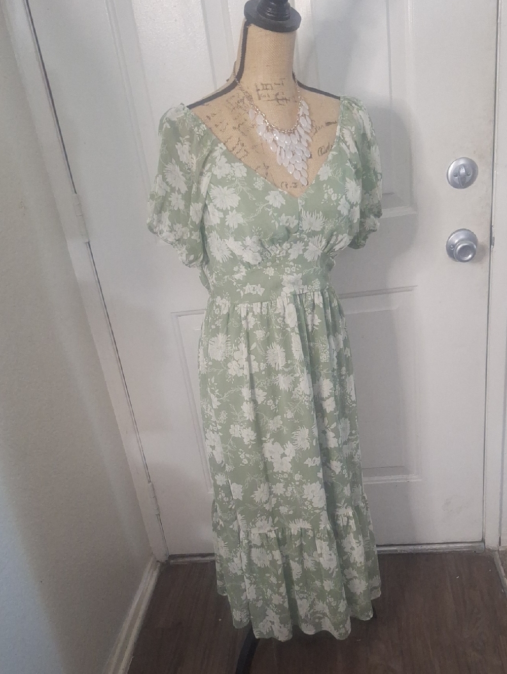 Floral V-Neck Midi Dress in Sage Green